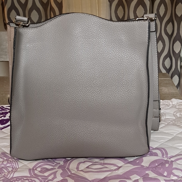 STEVE MADDEN CROSSBODY - Picture 2 of 7